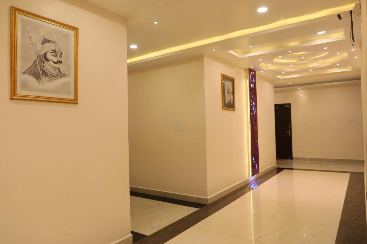 Hotel Shri Siddhivinayak Bina-Etawa Eksteriør billede