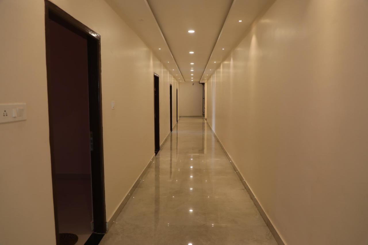 Hotel Shri Siddhivinayak Bina-Etawa Eksteriør billede