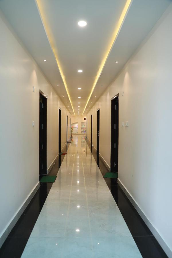 Hotel Shri Siddhivinayak Bina-Etawa Eksteriør billede